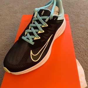 Womens nike sneakers